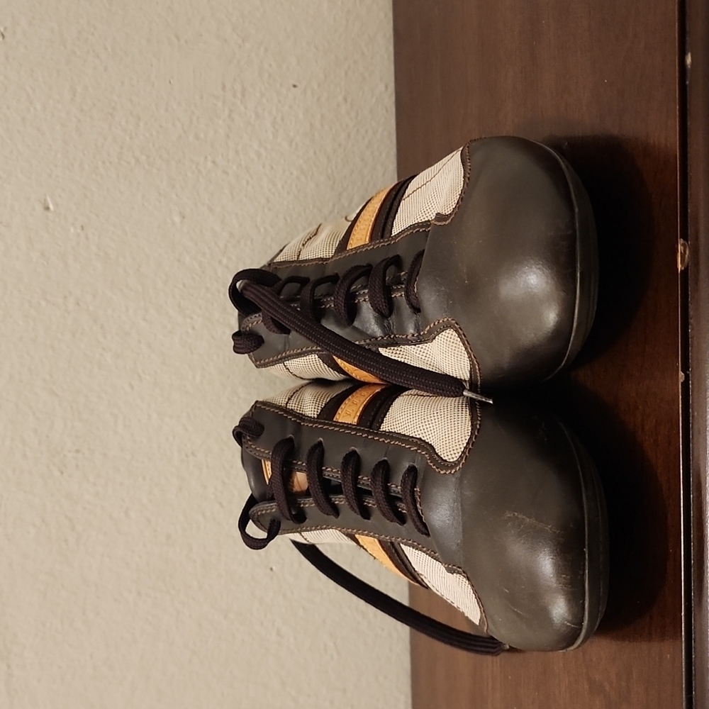 Authentic Louis Vuitton Trainers - image 1